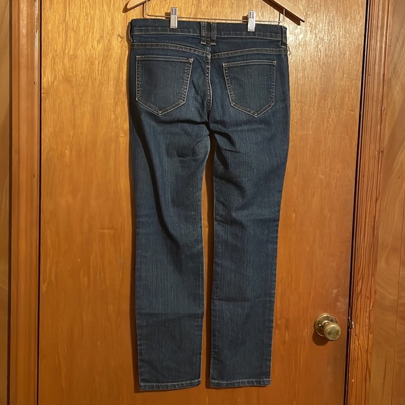 •NEW YORK & COMPANY•DENIM FADED KNEES MID-RISE JEANS SIZE 4 PETITE <EUC> - Picture 3 of 7